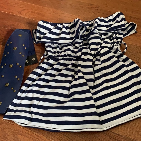 Strapless top. - Picture 4 of 4